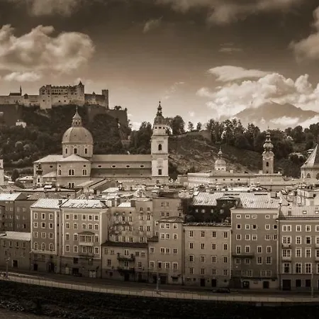 Rigoletto Apartment *